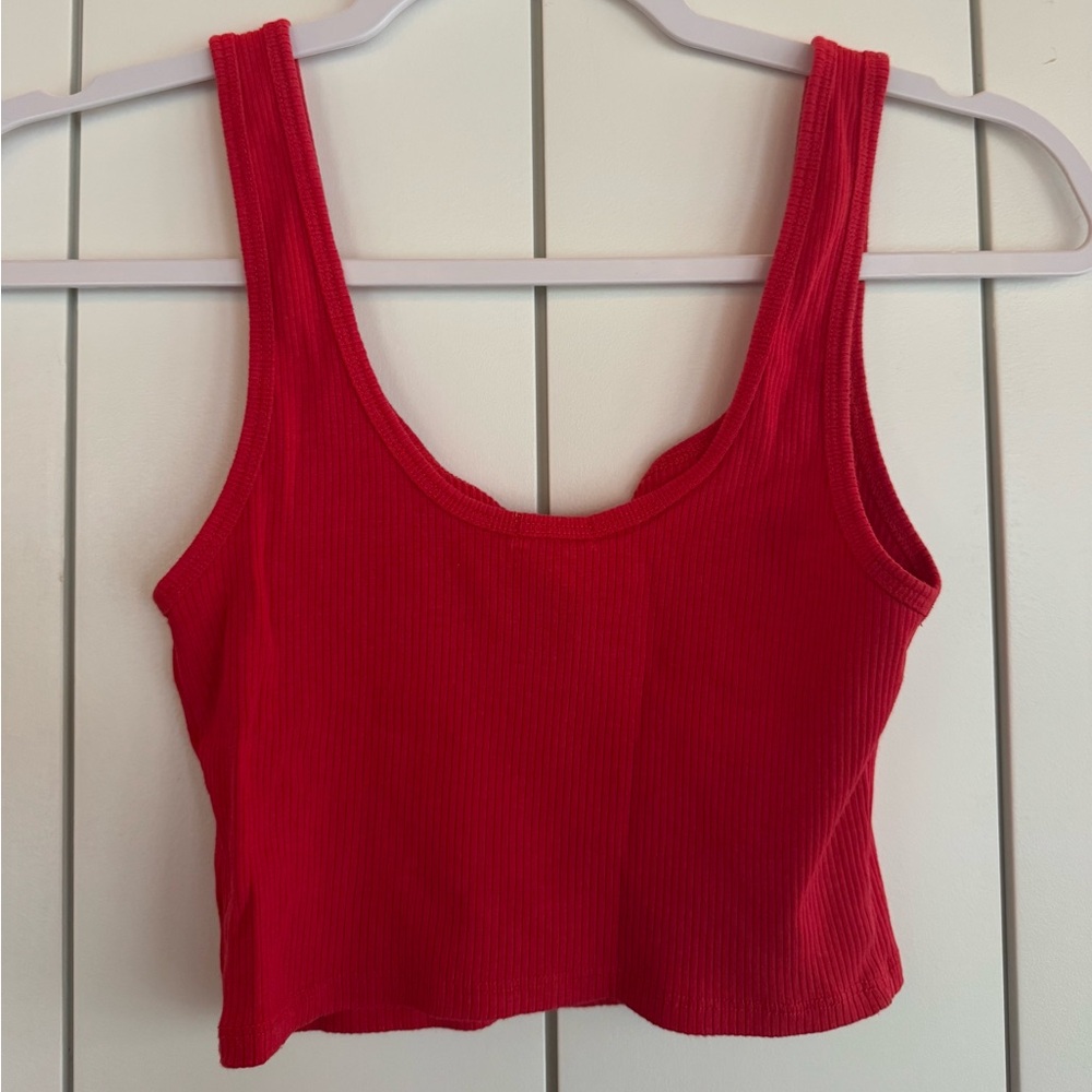 Red Tank - Picture 2 of 3